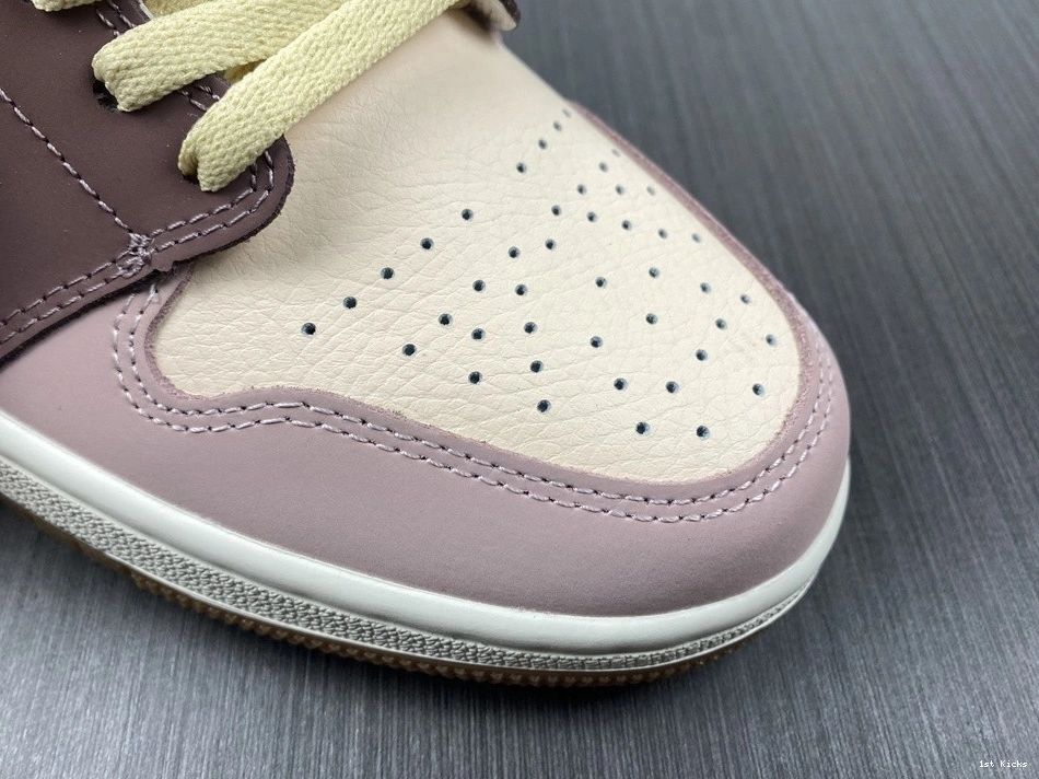 Jordan 1 Air DO7440-821 Mid 0205